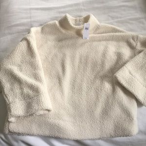 Gap Sweater/Sweatshirt *NWT*